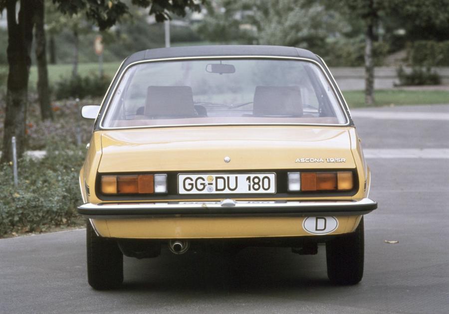  Opel Ascona SR (B) 1975 года  (фото 6 из 7)